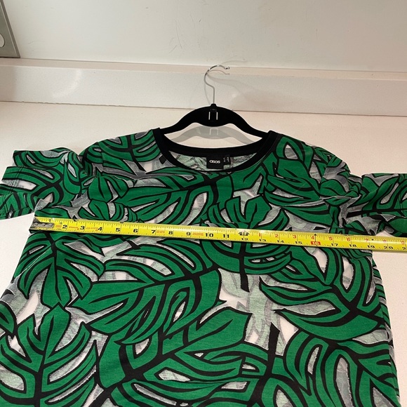 ASOS stunning sheer green black palm resort women’s Shirt Size Medium - Picture 3 of 7